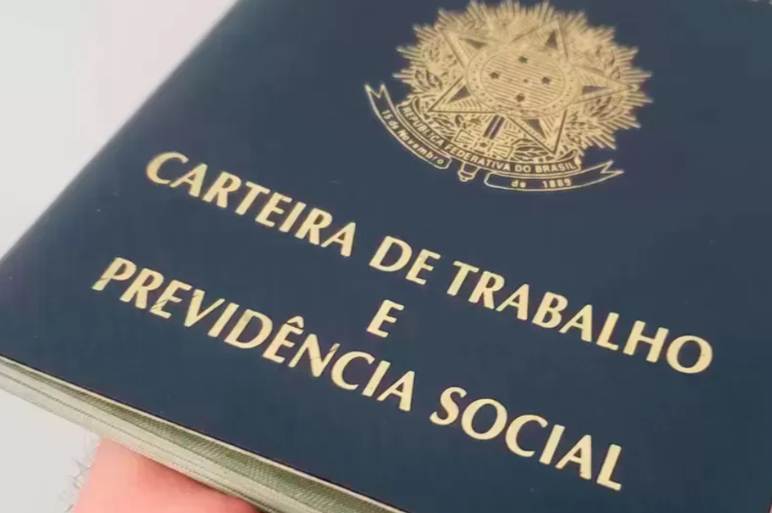 Emprego com carteira cresce e rendimento dos trabalhadores bate recorde no 1º trimestre, aponta IBGE