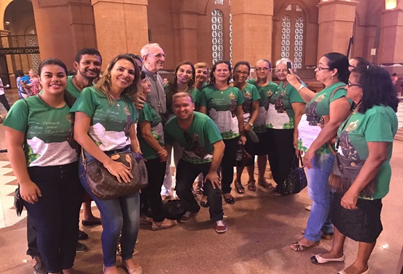 Bispo Dom Armando Bucciol celebra missa no santuário de Aparecida