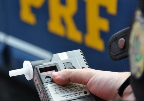 Motorista sem habilitação é preso ao dirigir embriagado em Anagé