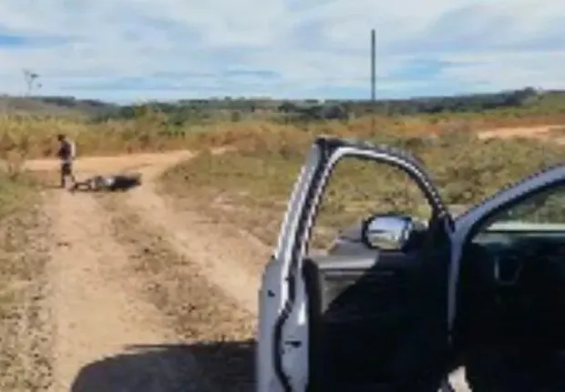 Polícia recupera moto roubada após suspeito tentar fugir em Barra da Estiva