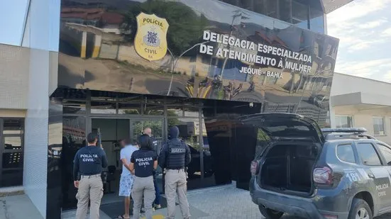 Suspeito de usar redes sociais para molestar crianças é preso na Bahia