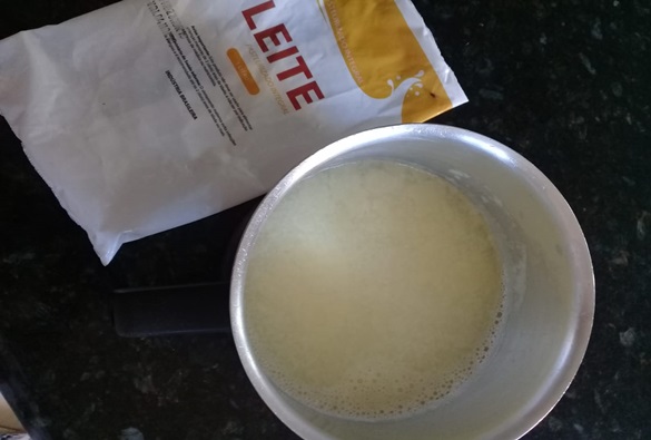 Livramento: Mães de alunos das creches municipais reclamam da má qualidade do leite distribuído 