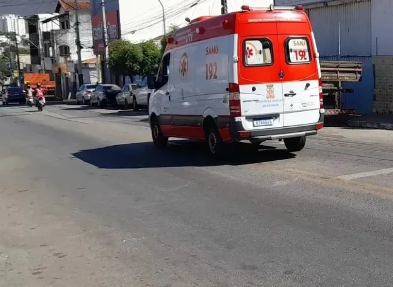 Jovem em surto é contido com apoio da Polícia e do SAMU em Brumado