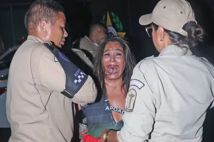 Mulher é detida no Rio de Janeiro após morder pessoas em camarote