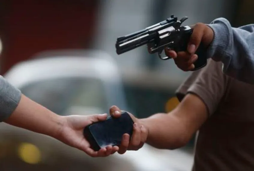 Cresce o número de furtos e roubos de celulares na Bahia