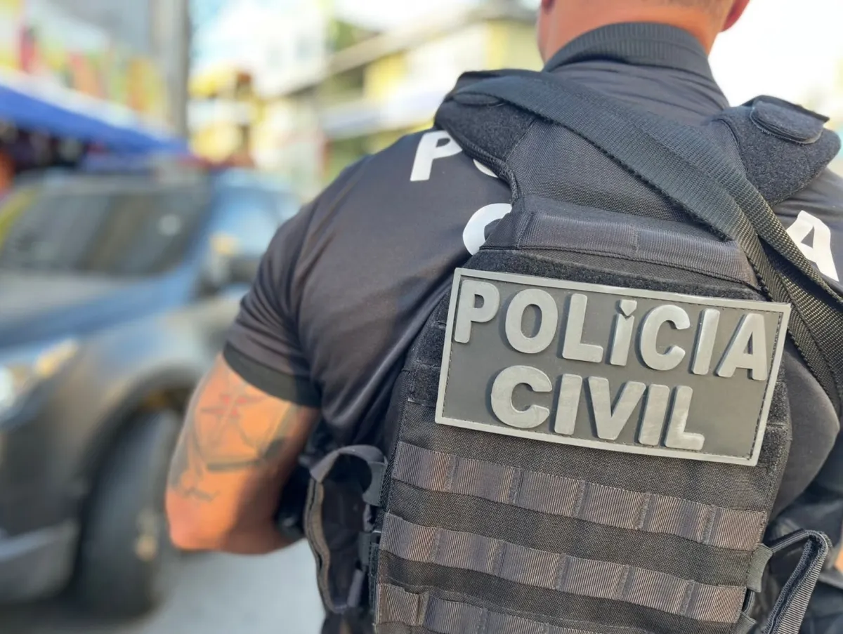 Homem é preso suspeito de agredir e manter namorada em cárcere privado em Brumado