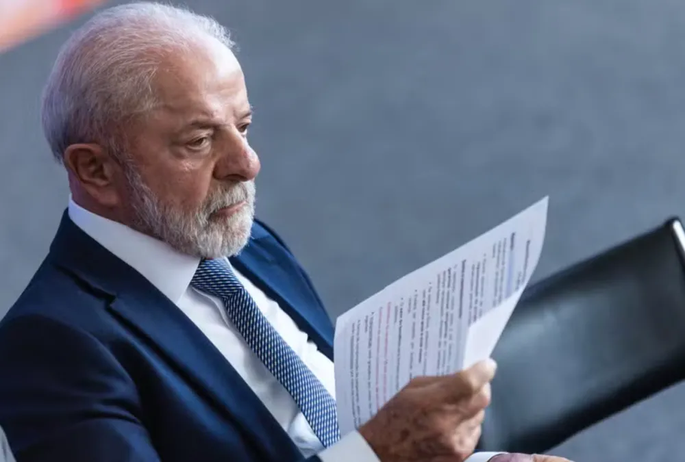 Governo envia proposta para reduzir jornada e acabar com escala 6x1