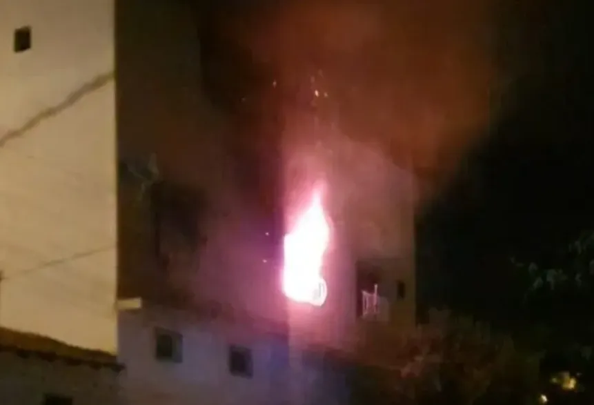 Vela acesa provoca incêndio e mobiliza Corpo de Bombeiros em Brumado