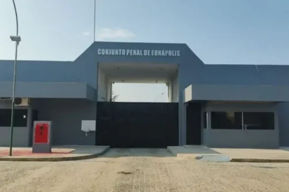 Detento engole celular durante inspeção no Conjunto Penal de Eunápolis