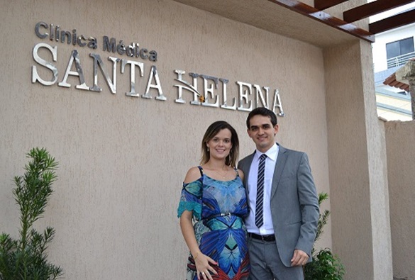 Clínica Medica Santa Helena deseja a todos um Feliz Natal e um próspero Ano Novo