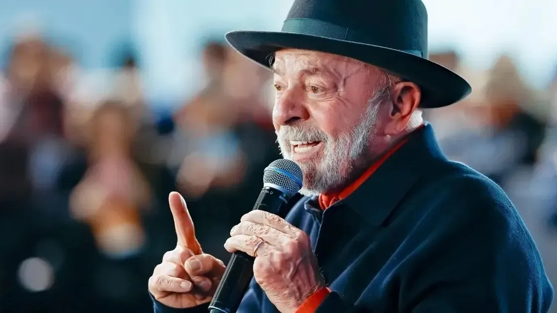 Lula defende conduta ética no STF e afirma: "Ninguém pode ser ministro para ficar rico"