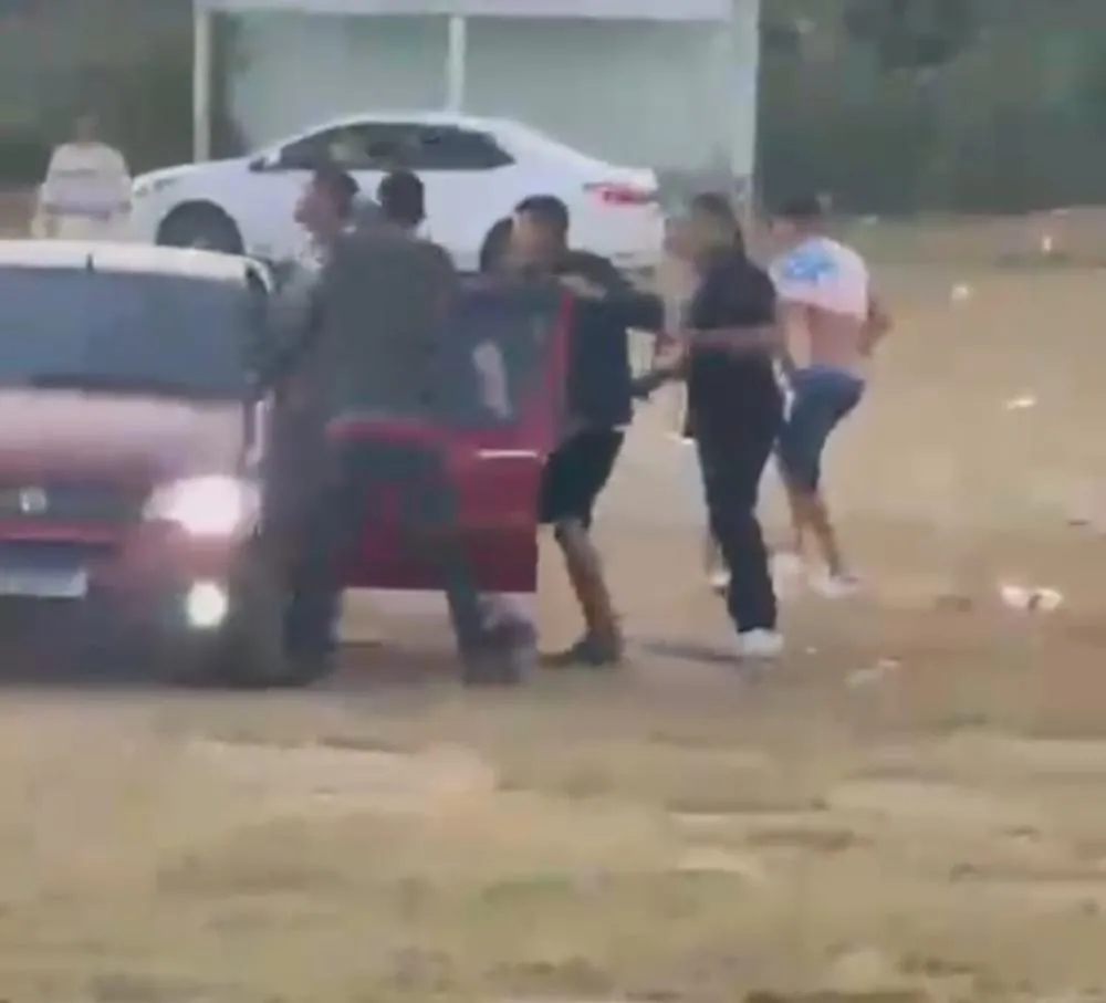 Briga na Rua do Areião, em Livramento, deixa quatro feridos por faca na madrugada de domingo