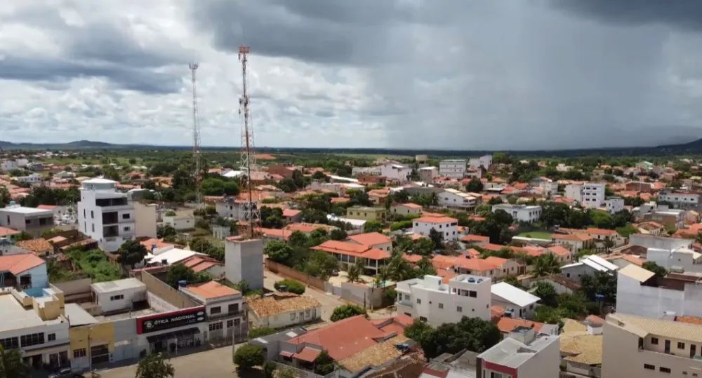 Senhora de Paramirim busca reencontrar familiares após décadas residindo em São Paulo