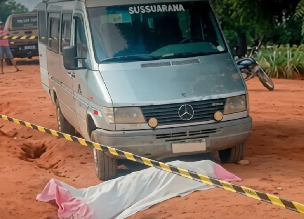 Homem morre esmagado por van durante manutenção de veículo em Tanhaçu