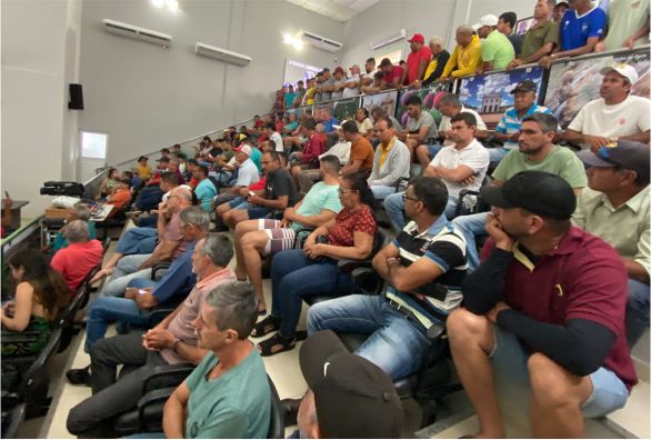  Reunião na Câmara de Vereadores debate alocação de água e tomada de decisões para o uso de recursos hídricos na região