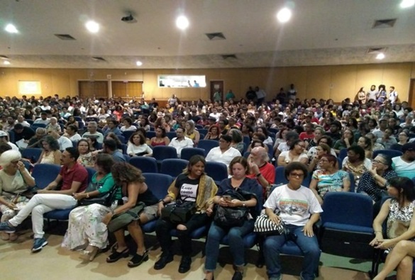 Professores de três universidades estaduais da Bahia iniciam greve por tempo indeterminado