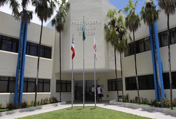 Procuradoria Geral do Estado entra com medidas administrativas e judiciais para garantir prosseguimento das ações criminais