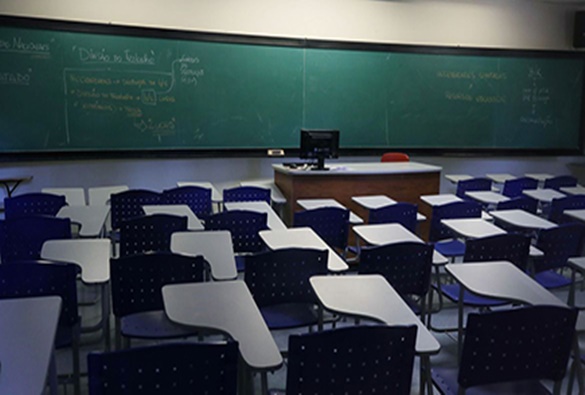 Governo Federal sanciona lei que libera escolas de cumprir 200 dias letivos em 2020