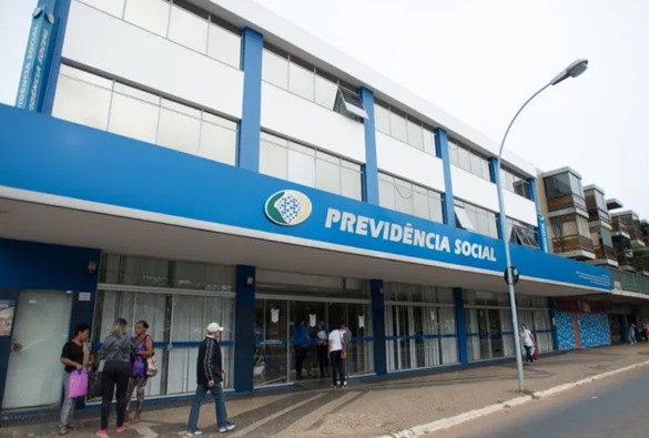 INSS começa a pagar aposentadorias e pensões de julho