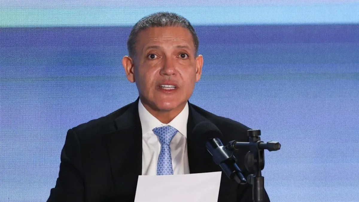 TSE nega acusação de Flávio sobre expulsão de fiscais do PL de sala-cofre
