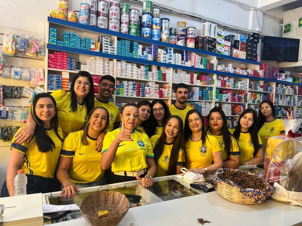 Farmácia Vitória realiza Show de Prêmios e contempla clientes com dinheiro e balaios juninos no São João