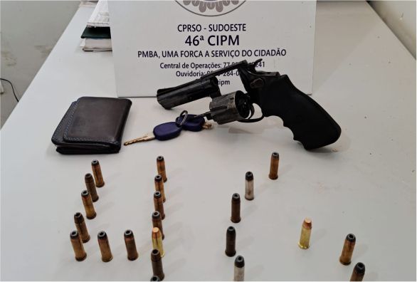 Homem é preso por perturbação do sossego e porte ilegal de arma de fogo em Livramento