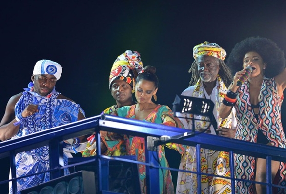 Com Lázaro e Taís Araújo, Daniela Mercury defende empoderamento negro na BA