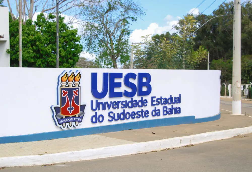 UESB é condenada a pagar R$ 30 mil por assédio contra funcionários