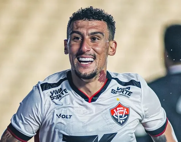 Vitória vence Maranhão e avança na Copa do Brasil