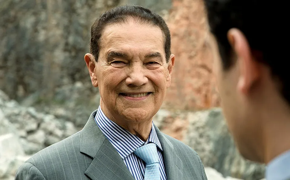 Médium Divaldo Franco é internado após diagnóstico de câncer na bexiga