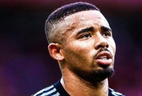 Gabriel Jesus passa por cirurgia após lesão na Copa do Mundo
