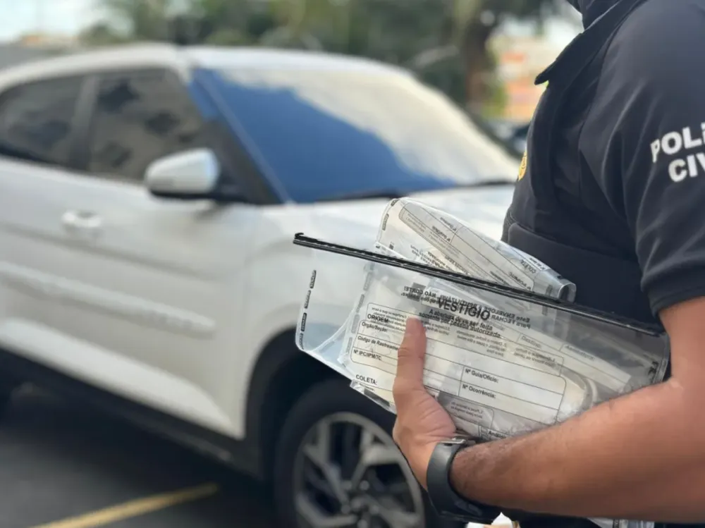 Jovem é presa em Itapetinga por falsificação e venda de atestados médicos