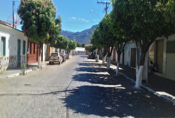 Livramento: Bandidos realizam arrastão e roubam celulares