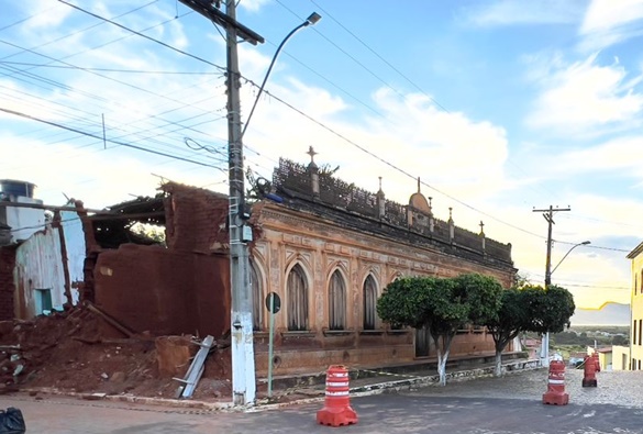 Proprietários anunciam demolição do Casarão dos Alcântara em Livramento