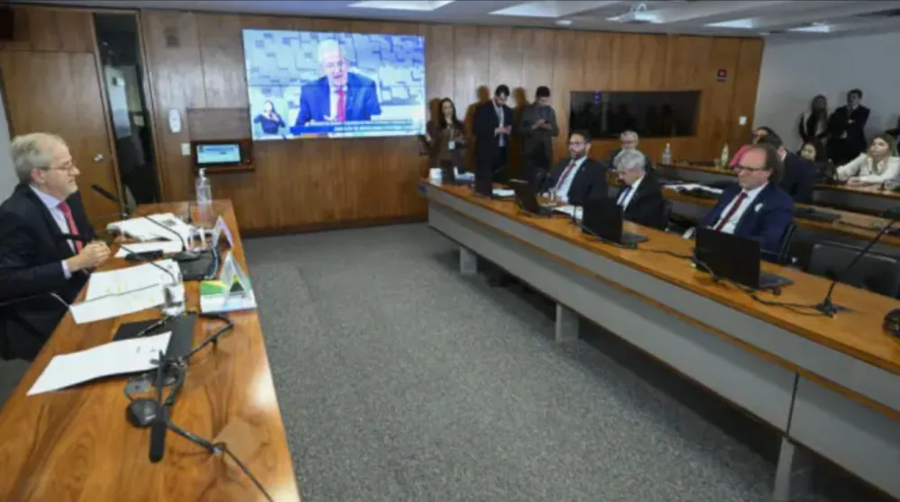 CCJ do Senado aprova fim da Escala de Trabalho 6x1