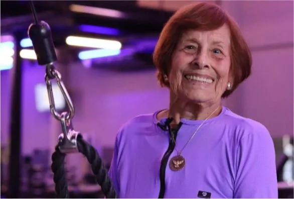 Idosa de 100 anos faz academia há 56 e diz que esse é o segredo da vida longa