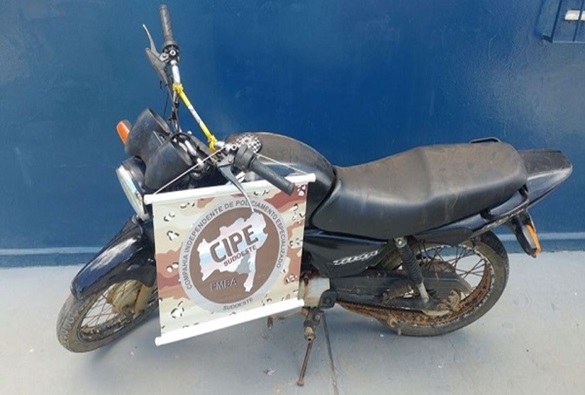 Paramirim: Policia recupera moto roubada na zona rural