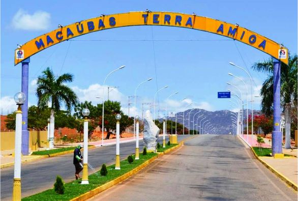 Homem com mandado de prisão é localizado após abordagem da PM em Macaúbas