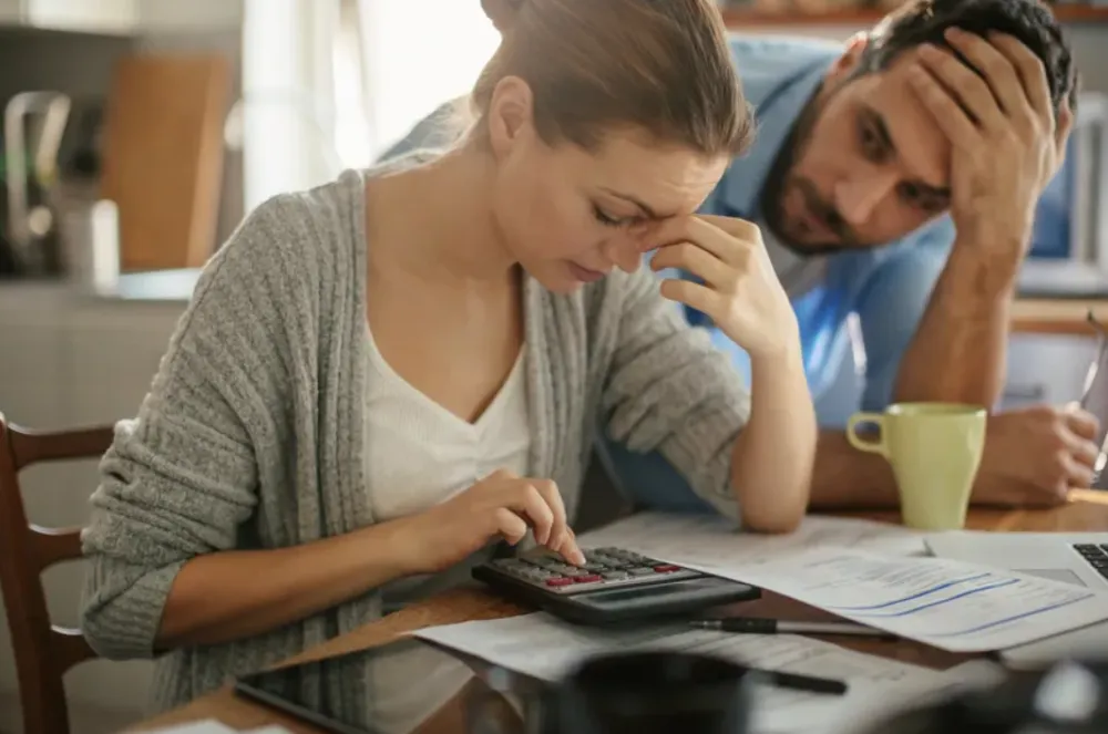 Alta de juros pode piorar endividamento no Brasil