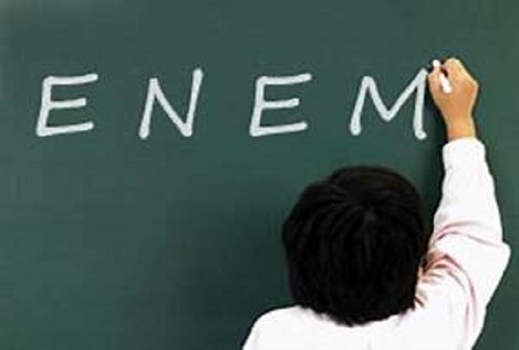 Ministério da Educação oficializa adiamento do Enem