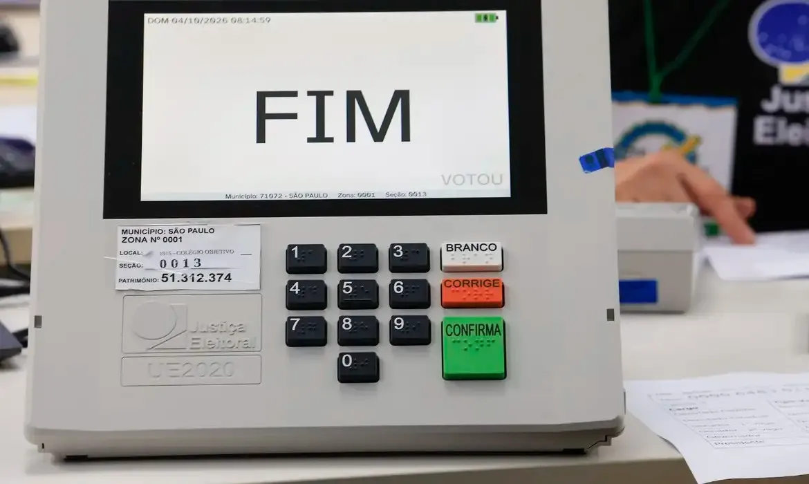 TSE registra 421 urnas substituídas nas primeiras 2 horas de votação