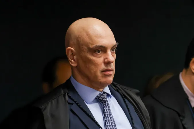 STF recebe mais de cinquenta pedidos para afastamento de Moraes