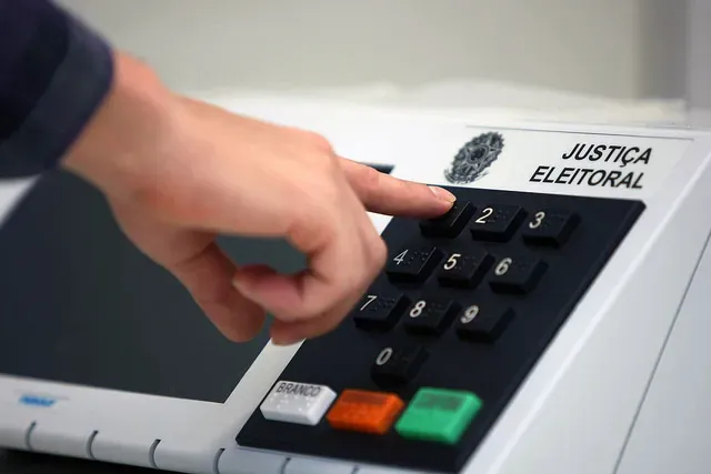 Datafolha: maioria dos eleitores ainda não definiu voto para senador e deputado às vésperas da eleição de 4 de outubro