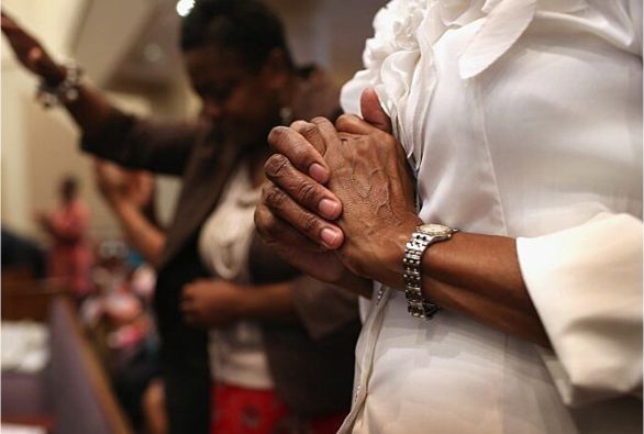 Brasil tem mais templos religiosos do que hospitais e escolas juntos, mostra Censo