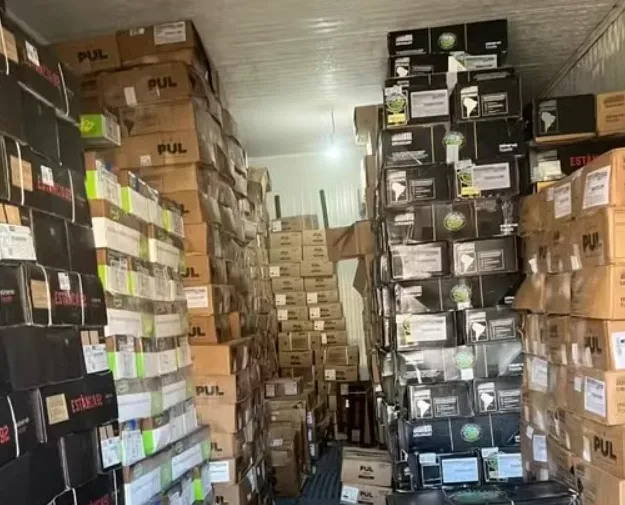 Homens são presos em Salvador por furto e venda de carga de carne