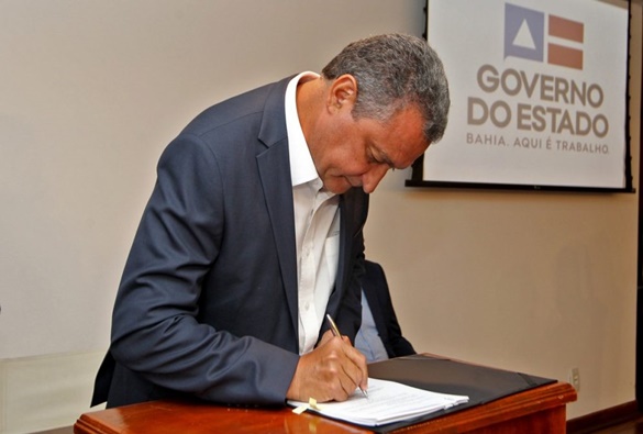 Governo da Bahia prorroga decreto que suspende shows e aulas nas redes pública e privada