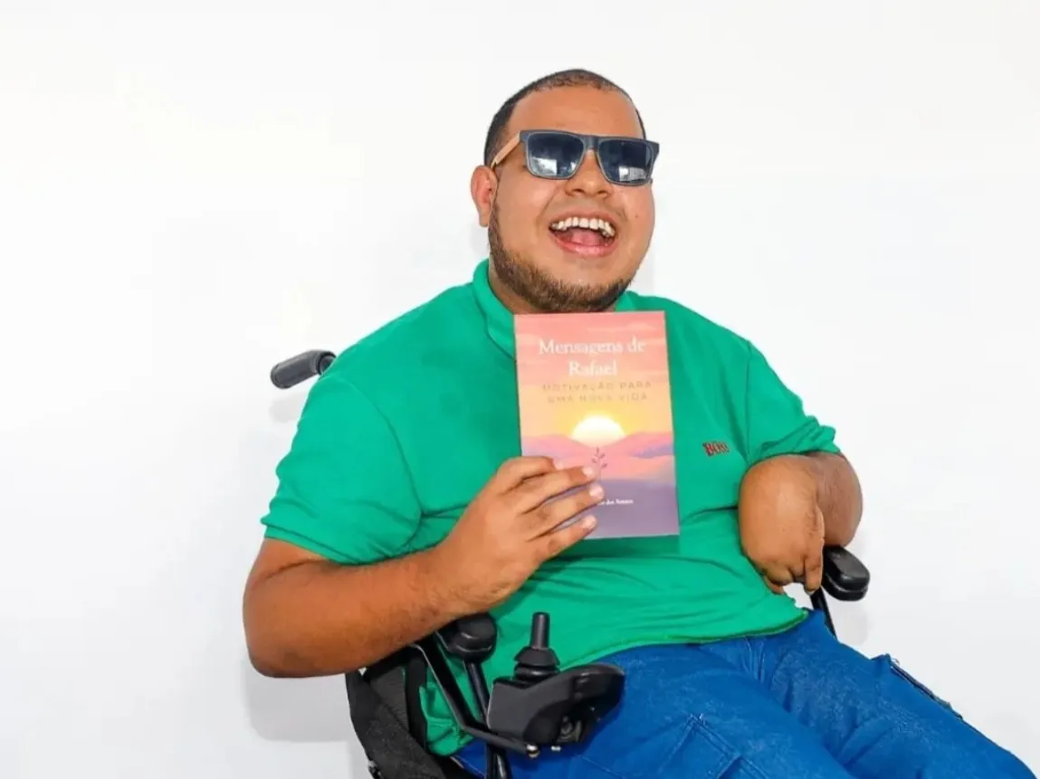 Escritor de Nova Itarana lança segundo livro e transforma desafios em mensagens de fé e superação