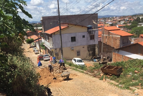 Família de jovem vítima fatal de grave acidente, ficam indignados com descaso do município