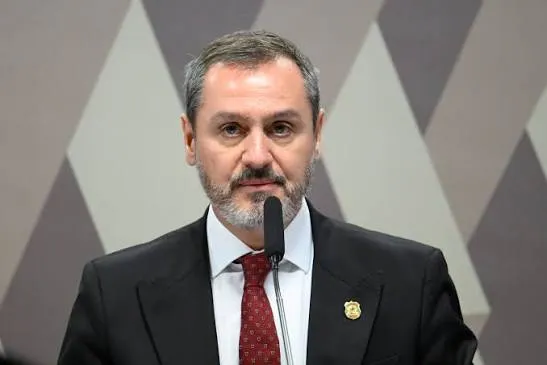 Segunda Turma do STF forma maioria para afastar diretor-geral da PF
