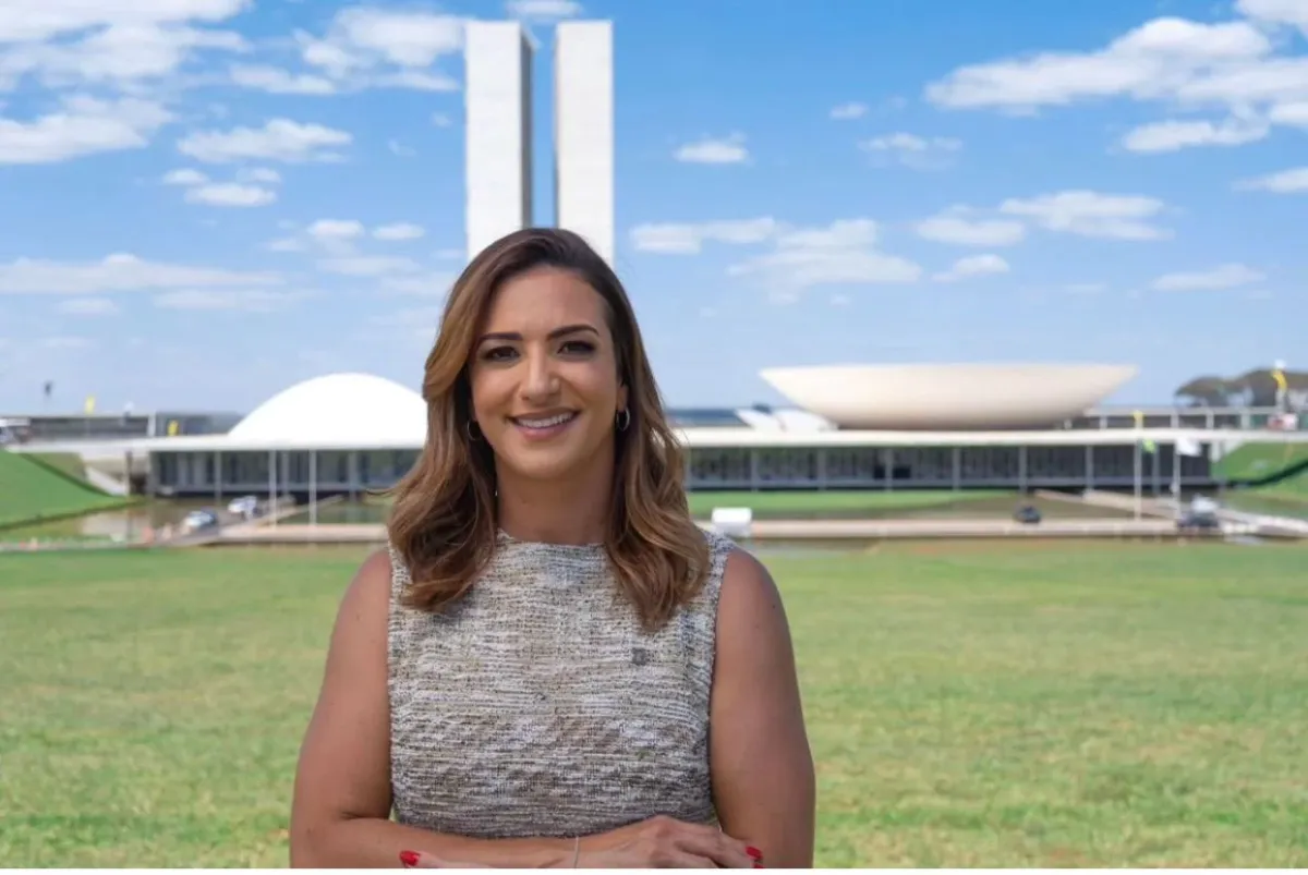 Deputada Roberta Roma (PL) é internada em UTI de Salvador após infarto durante agenda no Recôncavo